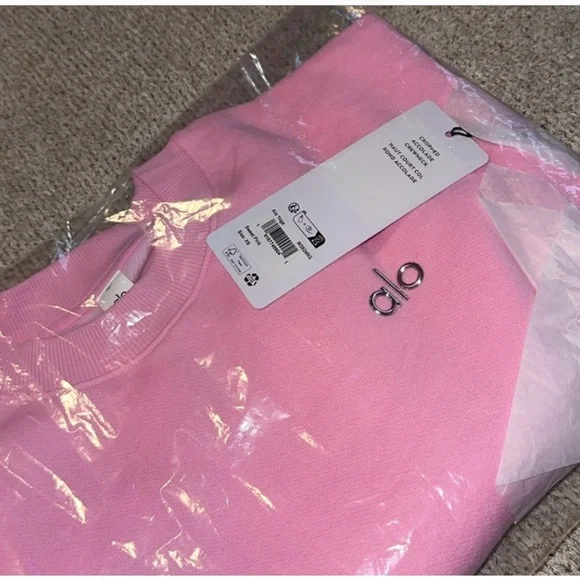 Alo Sweet Pink cropped Sweatshirt NWT - Picture 1 of 3